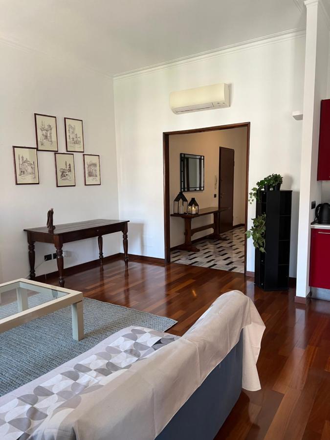 Rebecca'S Milano Collection: Repubblica Apartamento Exterior foto